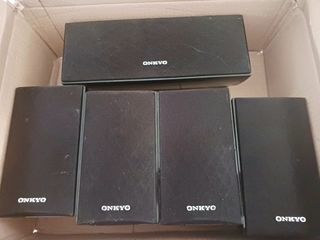 Altavoces Onkyo Home Cinema Satélite. Leer bien.
