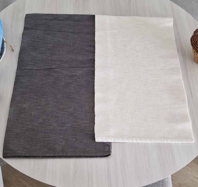 2 Caminos de Mesa Gris y Beige