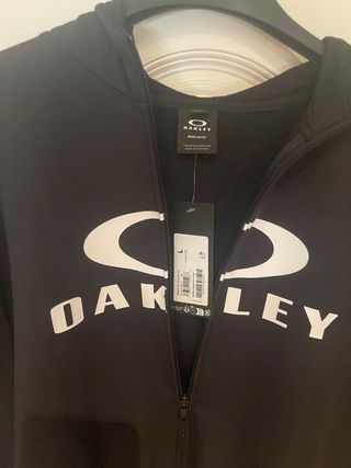 Sudadera Oakley Negra con Cremallera