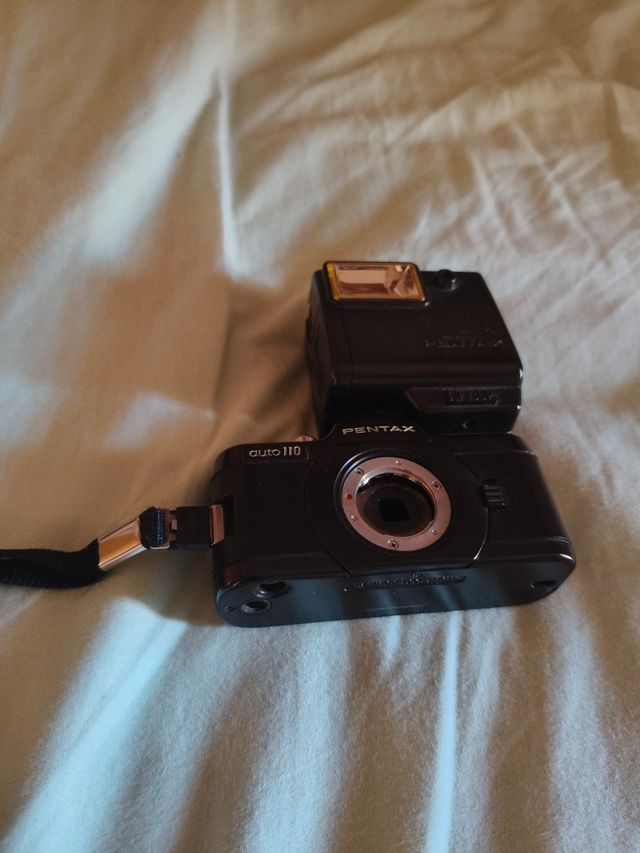 Cámara Pentax Auto 110