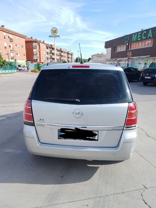 Opel Zafira 2005