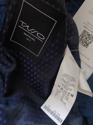 Traje de novio nuevo color azul Talla L