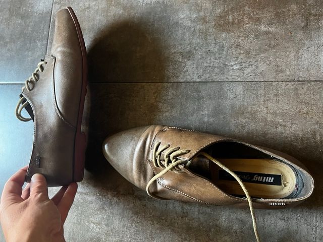 Zapatos Oxford MTNG Taupe
