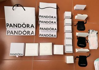Cajas y bolsas Pandora originales