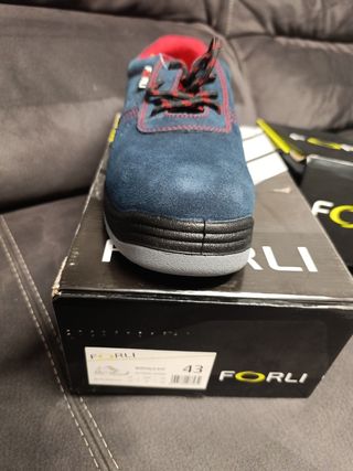 Calzado de seguridad Forli azul oscuro y rojo nuev