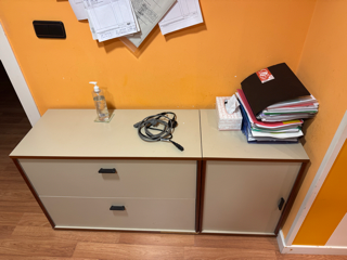 Mueble bajo oficina 2 cajones + 1 puerta