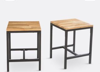 Lote mesas y taburetes terraza bar