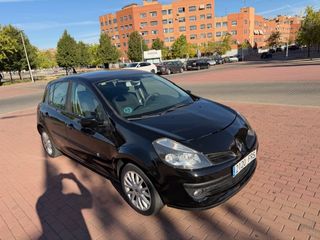 Renault Clio 1.4 GASOLINA 5 PUERTAS 
