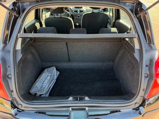 Renault Clio 1.4 GASOLINA 5 PUERTAS 