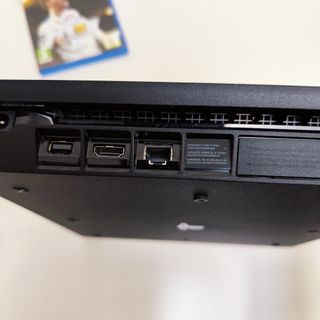 Ps4 Slim Negra + FIFA 18 Ronaldo Edition