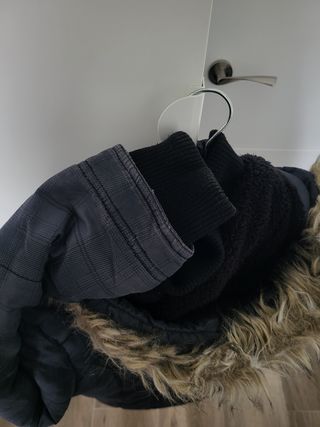Chaqueta de cuadros gris y negra