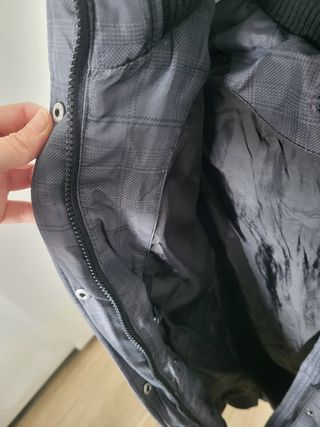 Chaqueta de cuadros gris y negra