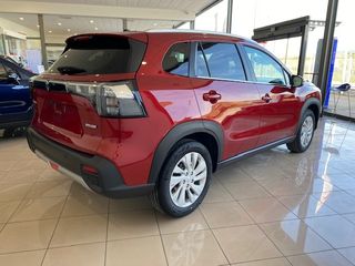 Suzuki S-Cross 2025