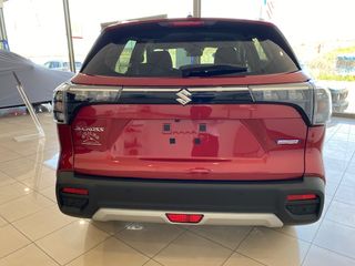 Suzuki S-Cross 2025