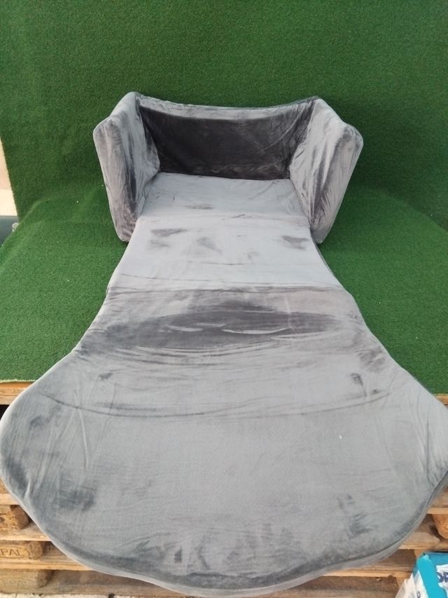 Divano per bambini in velluto grigio