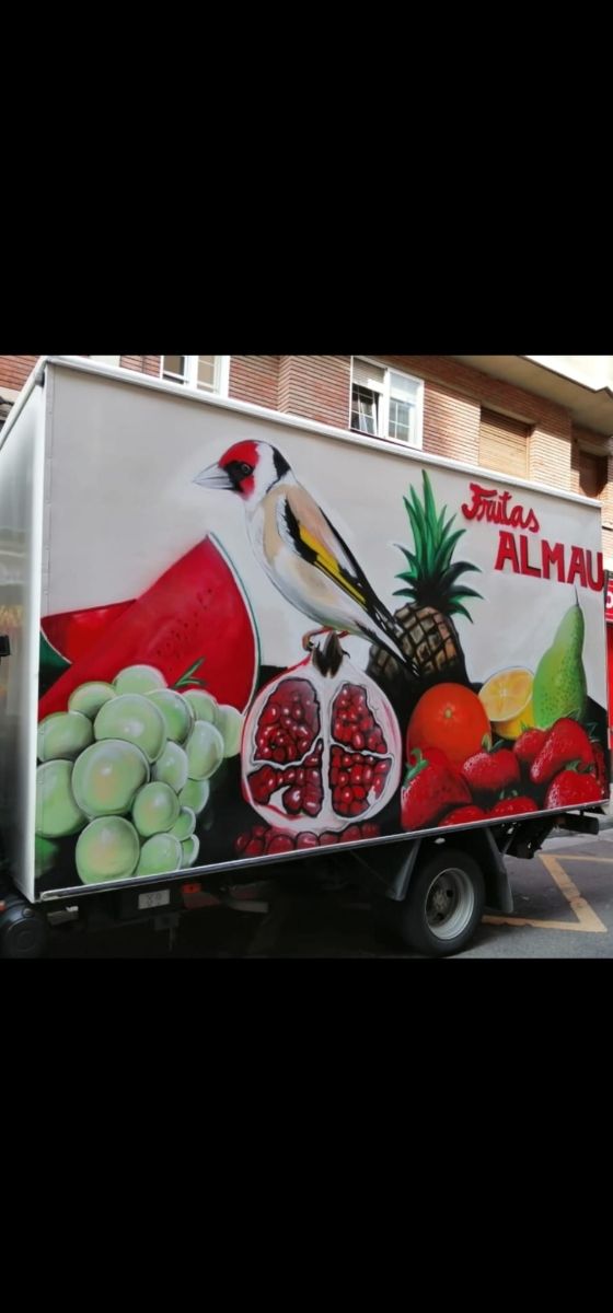 Pintura spray fachadas y negocios y interiores