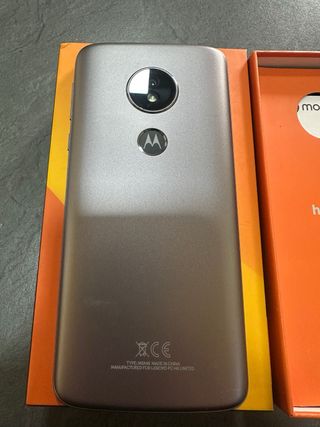 Motorola Moto E5 Caja Naranja/Amarillo