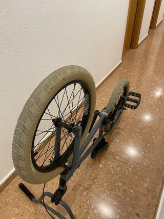 Bicicleta BMX Stolen Rampage