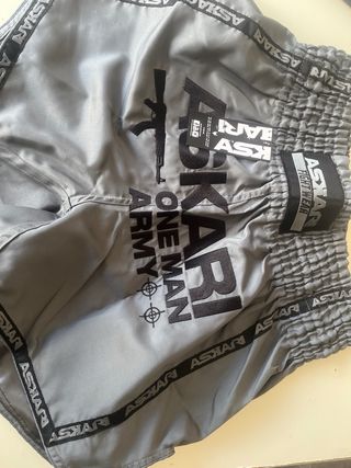 Pantalones Askari Nuevos Talla XL(pequeño)