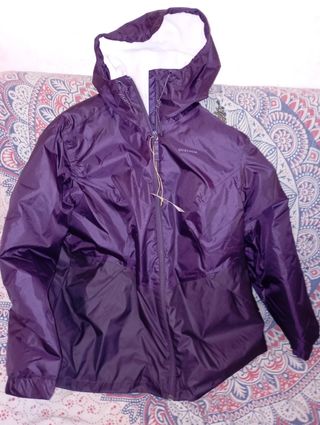 ( NUEVA )Chaqueta Quechua Unisex Morada