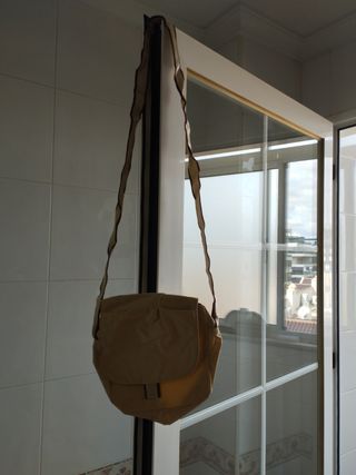 Bandolera nylon beige