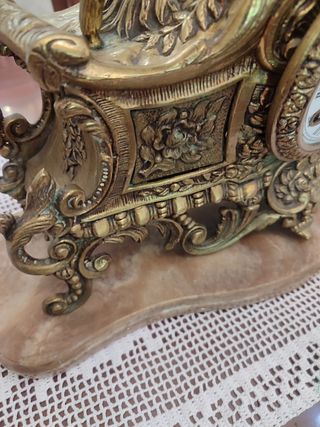 Reloj de mesa antiguo bronce y mármol