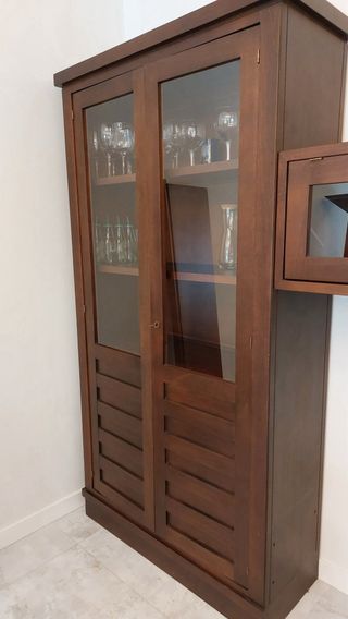 Mueble salón vitrina y bar