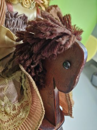 Muñeca de porcelana antigua
