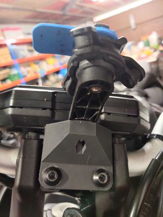 Soporte Quad Lock para Yamaha MT07