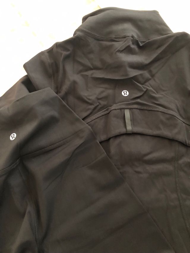 conjunto Lululemon Talla S Negro