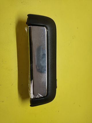 MANETA PORTON TRASERO MITSUBISHI L200 96-