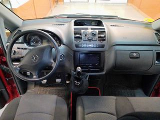 Mercedes-Benz Vito 2012