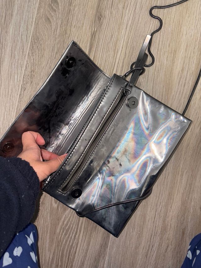 Bolso Parfois Plateado Holográfico