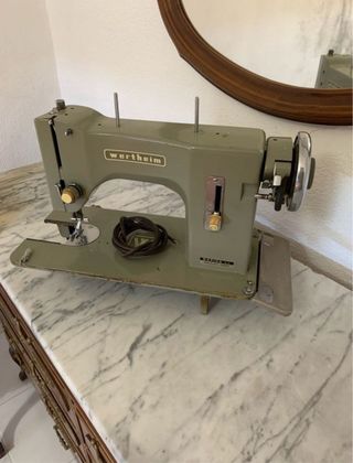 Máquina de coser Wertheim
