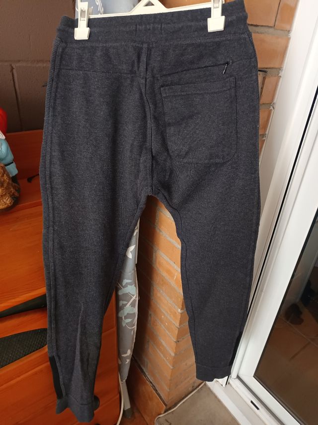 Pantalón chándal gris hombre Pull&Bear pitillo XS