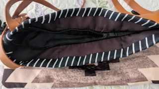 Lote de 7 bolsos de mano y bandolera
