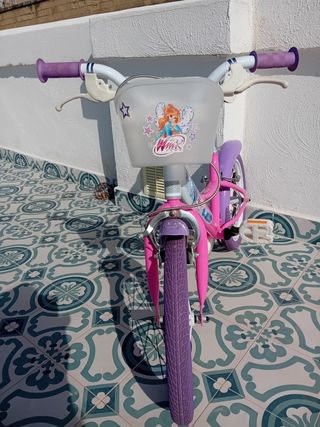Bicicletta bambina Winx rosa e viola