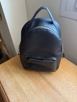 Mochila negra