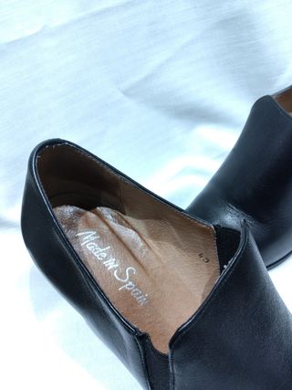 Zapatos de tacón negros