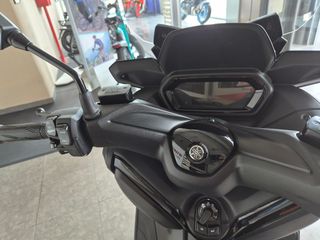 Yamaha X-MAX 125 2025