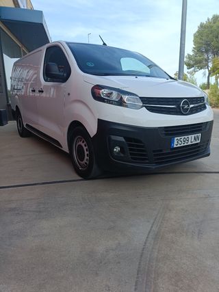 Opel Vivaro larga motor 2.0 180cv automática 
