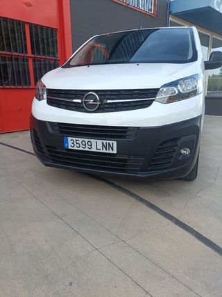 Opel Vivaro larga motor 2.0 180cv automática 