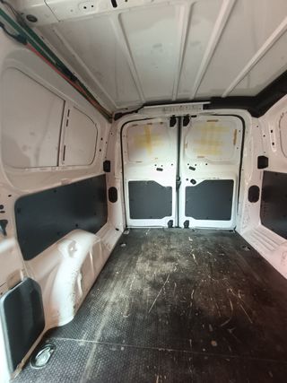 Opel Vivaro larga motor 2.0 180cv automática 
