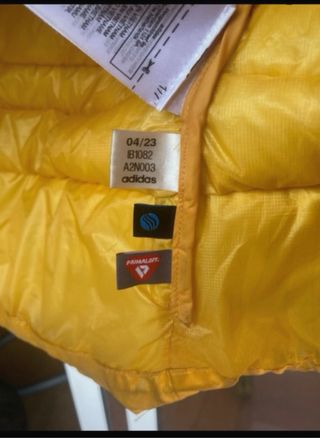 Plumas Adidas Terrex Negra y Amarilla