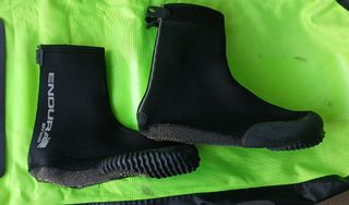 Cubrezapatillas Endura MT500 ciclismo