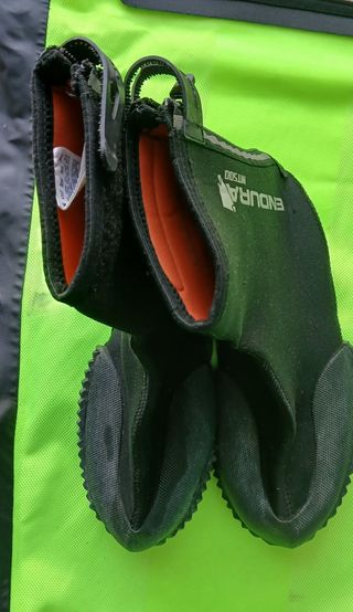 Cubrezapatillas Endura MT500 ciclismo