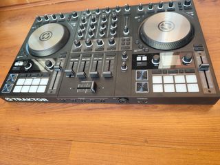 Traktor Kontrol S4 MK3 + Pack Curso y Tutorial