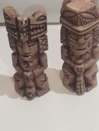 Statue in pietra azteca