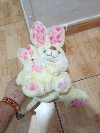 Peluche de conejo suave