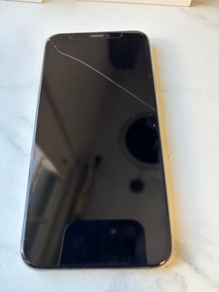 iPhone X 64GB Blanco + 6 Fundas